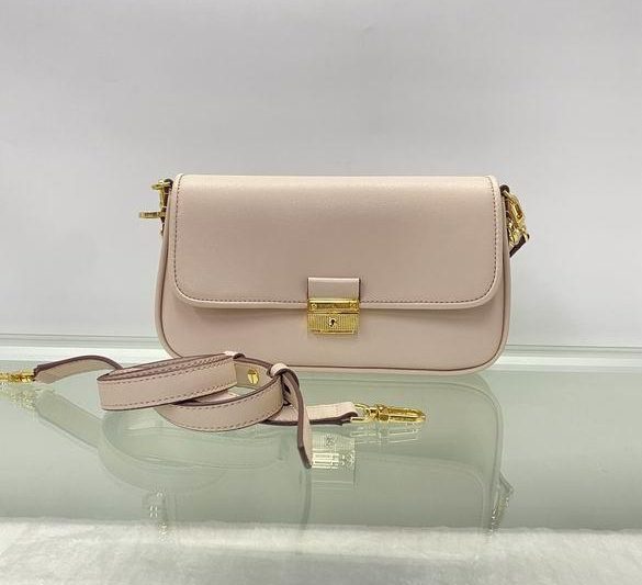 Michael Kors Bags Bradshaw 26X14X4cm 091106 DY 5