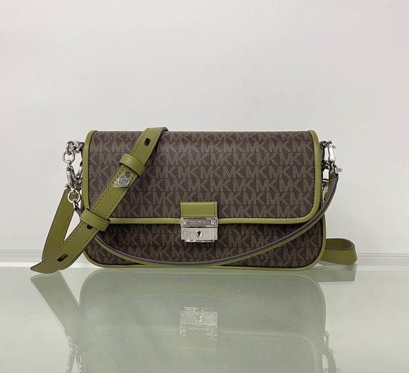 Michael Kors Bags Bradshaw 26X14X4cm 091106 DY 4