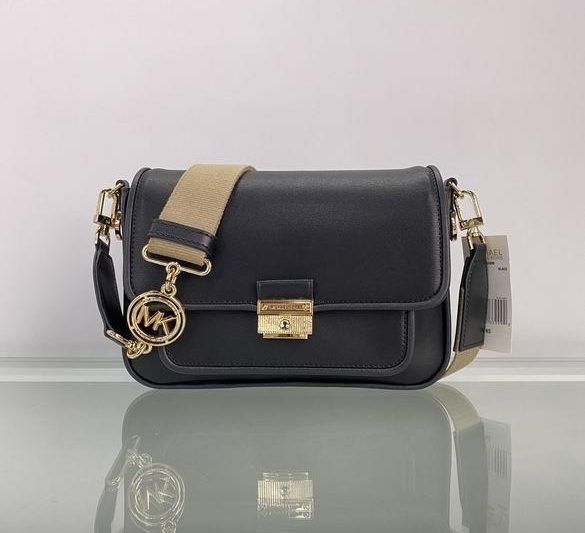 Michael Kors Bags Bradshaw 24X7X16cm 090409 DY 4