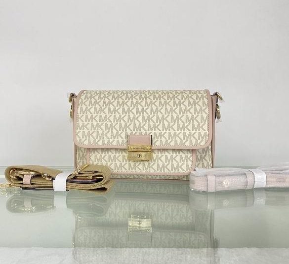 Michael Kors Bags Bradshaw 24X7X16cm 090409 DY 1