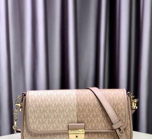 Michael Kors Bags Bradshaw 26X14X4cm 122705 EY