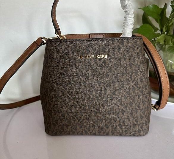Michael Kors Bags 21X9.5X17.5cm 101601 EY 2colour
