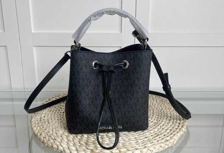 Michael Kors Bags 18X18X10cm 072702 EY 4colour