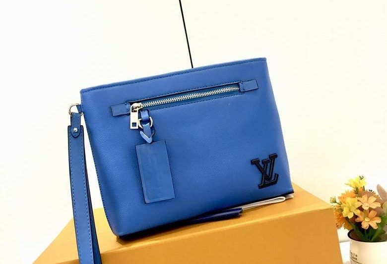 1:1 Louis Vuitton Bags M82270 30X22X5cm XMY