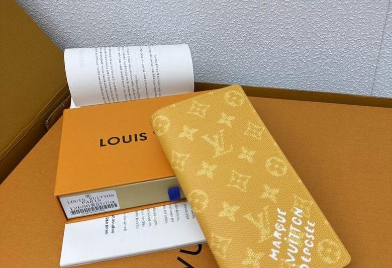 1:1 Louis Vuitton Bags M12656 19X2X10cm ZC 2colour