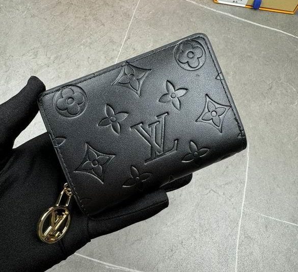 1:1 Louis Vuitton Bags M81599 11X9X3cm ZC