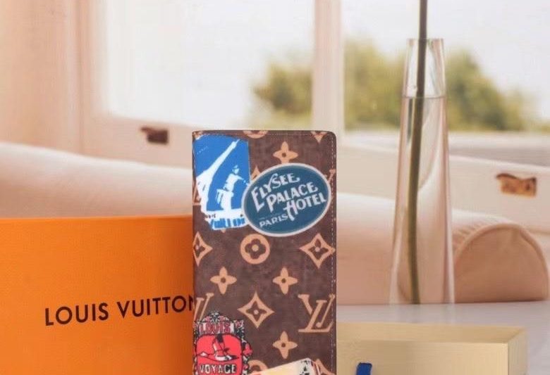 1:1 Louis Vuitton Bags 63232 11X19X2cm XMY
