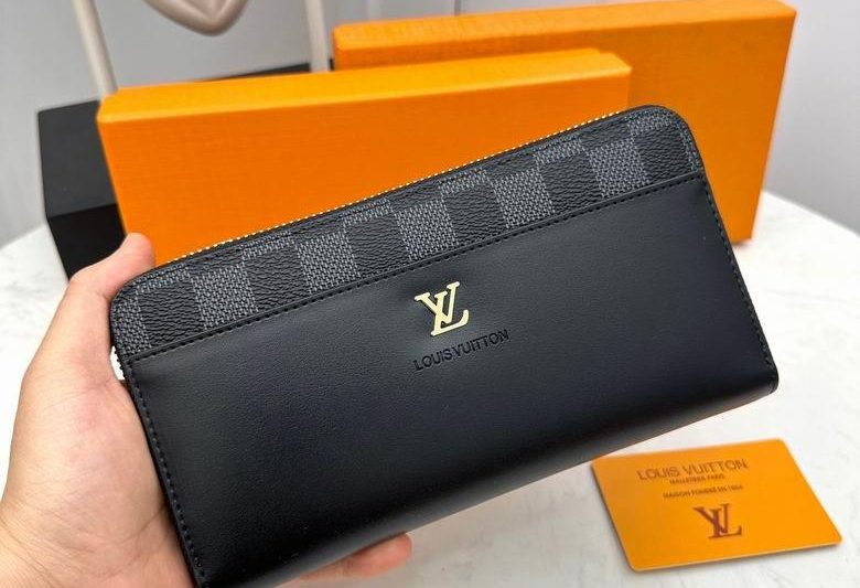 1:1 Louis Vuitton Bags 666081 19X10X2.5cm ZC