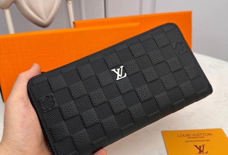 1:1 Louis Vuitton Bags 666032 19X10X2.5cm ZC