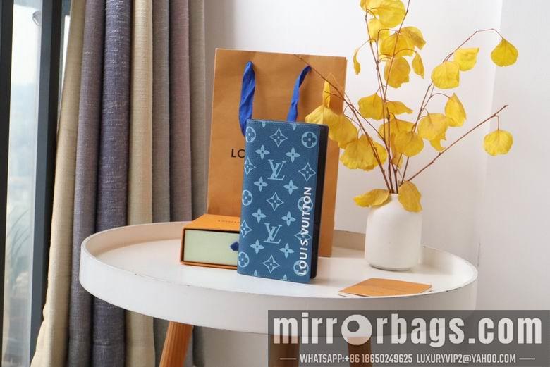 1:1 Louis Vuitton Bags M82790 YG 2colour