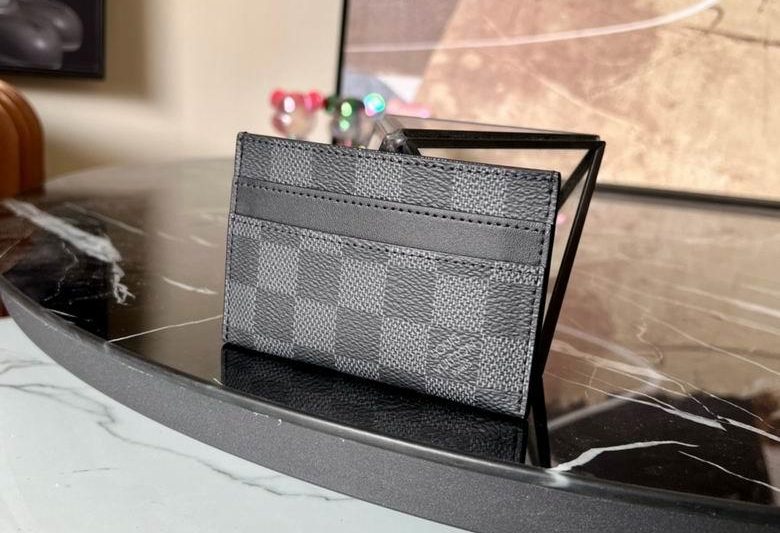 1:1 Louis Vuitton Bags N62170 11X7X0.6cm
