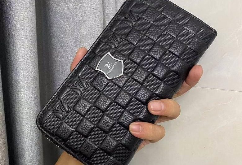 1:1 Louis Vuitton Bags 20X10X2cm 070107 XM