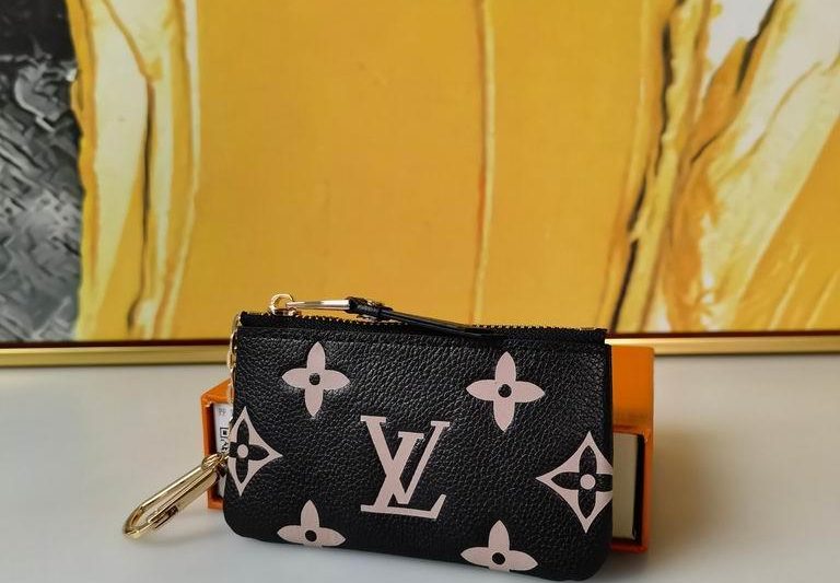 1:1 Louis Vuitton Bags Cle M62650 12x7x1.5cm zy1