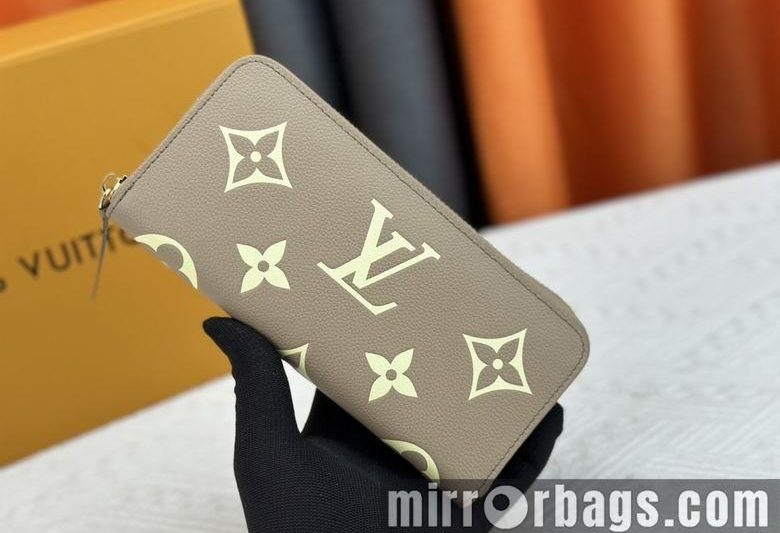 1:1 Louis Vuitton Bags 60742 19X9cm XM 2colour