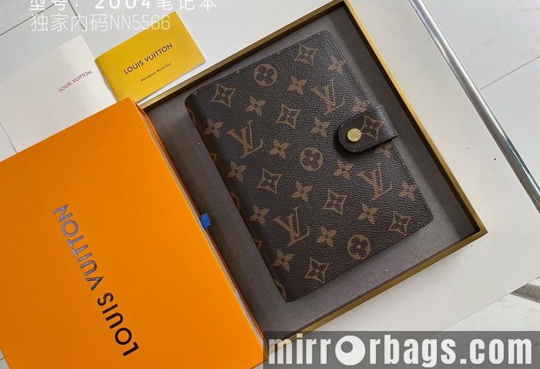1:1 Louis Vuitton Bags 2004 14x8cm zy1