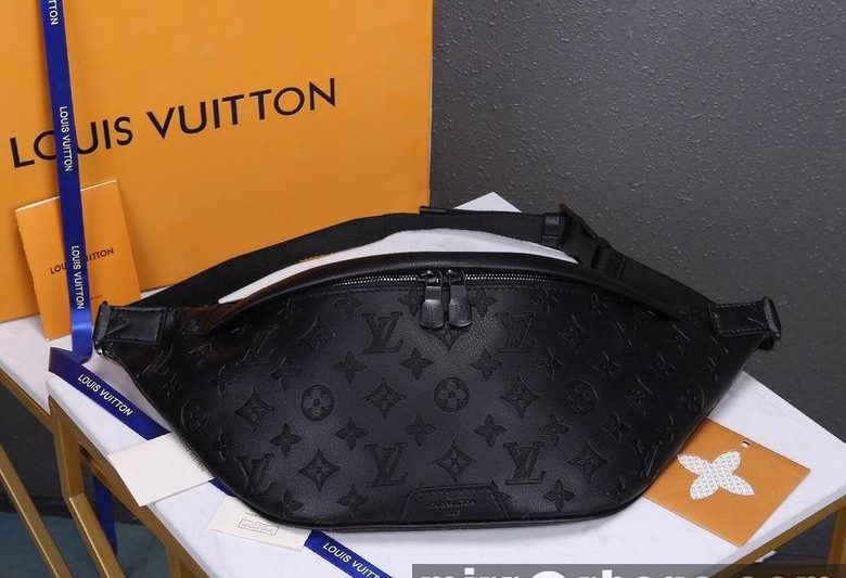 1:1 Louis Vuitton Bags WMM44338 47X20X 9