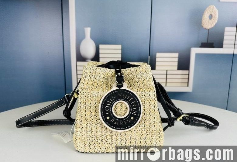 1:1 Louis Vuitton Bags 905 18X18X14cm XMY 2colour