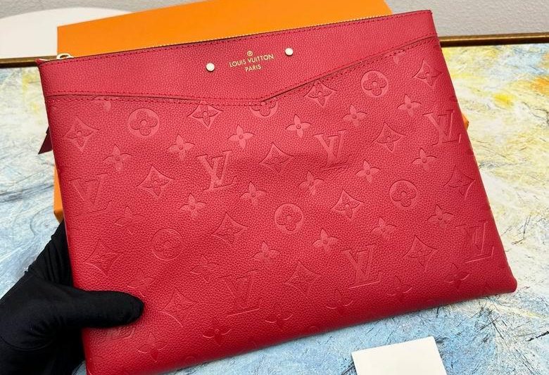 1:1 Louis Vuitton Bags M62937 29.5X21cm ZC 1