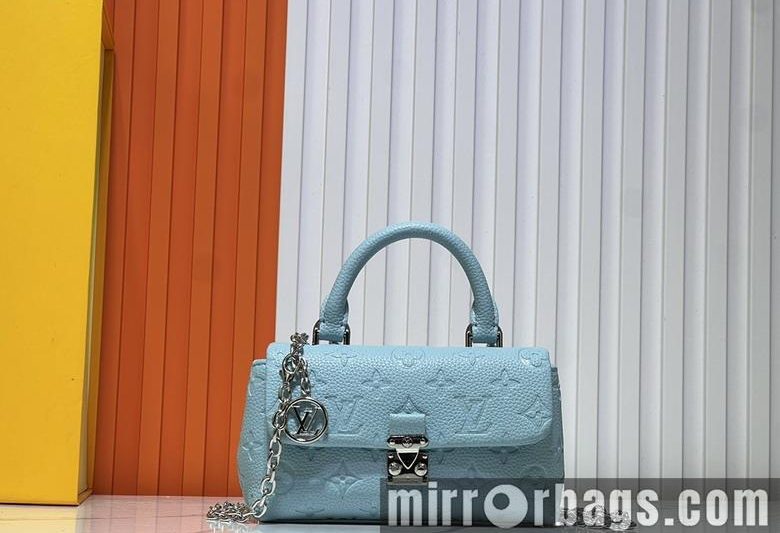 1:1 Louis Vuitton Bags M12211 19x11x6cm ss1