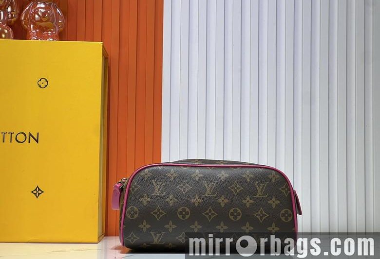 1:1 Louis Vuitton Bags Dopp Kit M11482 28x15x16.5cm ss1