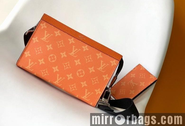 1:1 Louis Vuitton Bags M30305 18.5X6.5X11cm XM