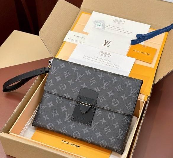 1:1 Louis Vuitton Bags M82598 28X22.5X3.5cm YG 3colour
