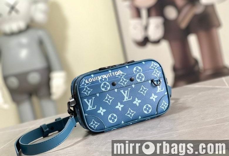 1:1 Louis Vuitton Bags M82801 11X18.5X6.5cm XM