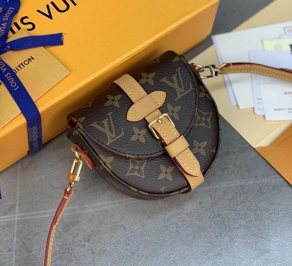 1:1 Louis Vuitton Bags M46643 12.5X13X4cm