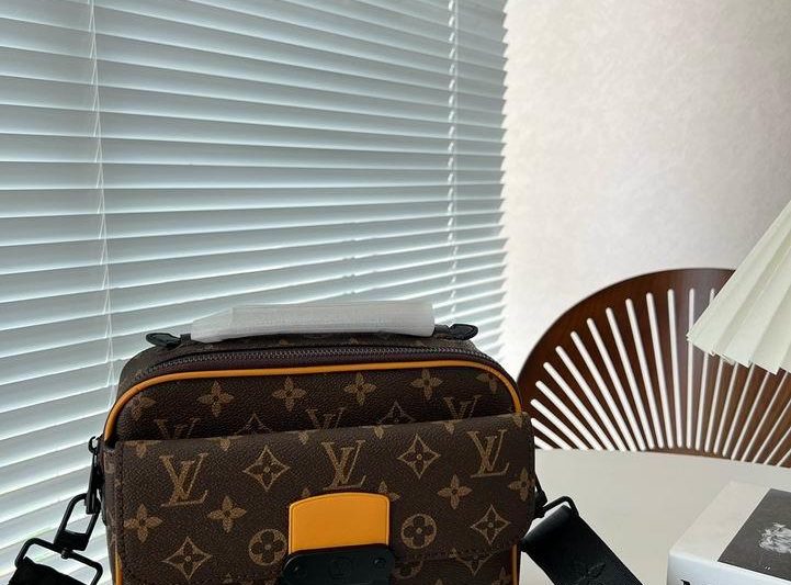 1:1 Louis Vuitton Bags 45806 23X17cm DN