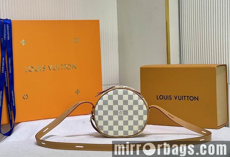 1:1 Louis Vuitton Bags SSM52294白格 18X17X7