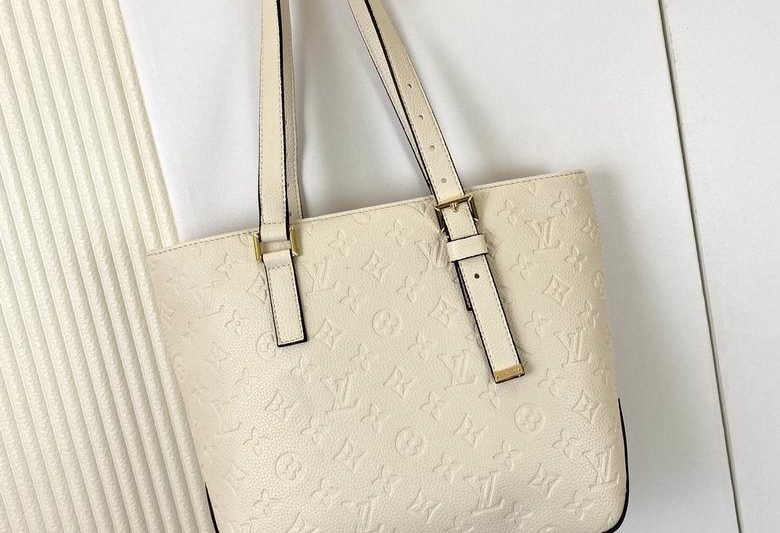 1:1 Louis Vuitton Bags M12095 25X27X11.5cm XMY 3colour