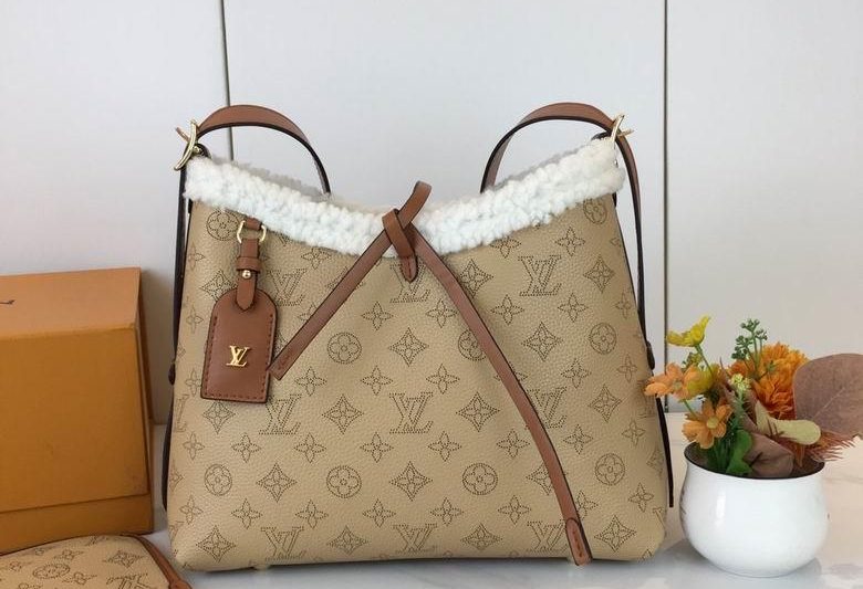 1:1 Louis Vuitton Bags M11843 M46203 29X12X24cm XMY 3colour