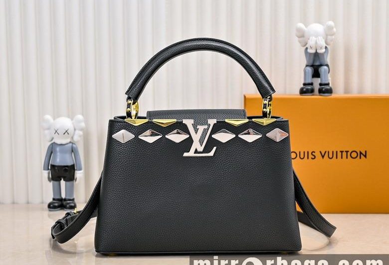 1:1 Louis Vuitton Bags Cap M12136 31x20x11cm ss2
