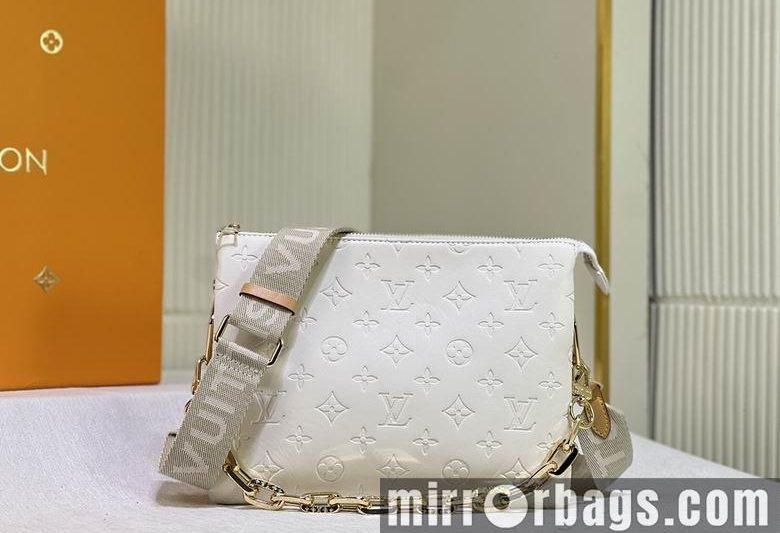1:1 Louis Vuitton Bags Coussin M21773 26x20x12cm ss