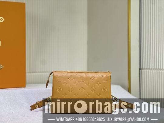 1:1 Louis Vuitton Bags Coussin M59598 M22954 21x16x7cm ss