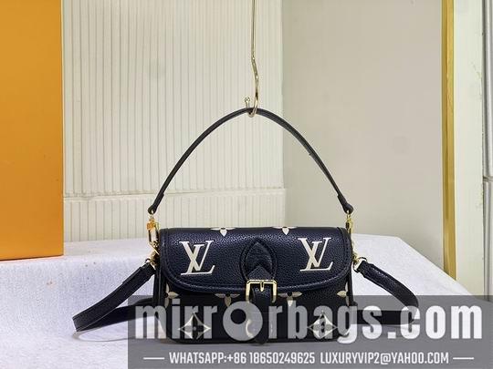 1:1 Louis Vuitton Bags Diane M83300 M45985 19×10.5x6cm ss6