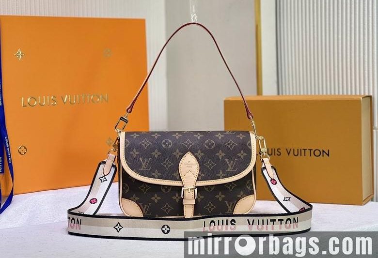 1:1 Louis Vuitton Bags Diane M45985 25X9X15 ss