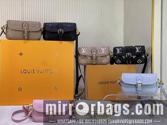 1:1 Louis Vuitton Bags Diane M83300 M45985 19×10.5x6cm ss