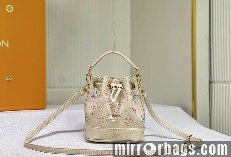 1:1 Louis Vuitton Bags NanoNoe M81626 13x16x10cm ss