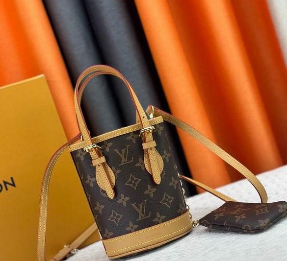 1:1 Louis Vuitton Bags M81489 13X17X9cm XMY