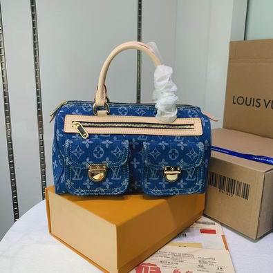 1:1 Louis Vuitton Bags Vintage M44472 30x25x14 cm cs