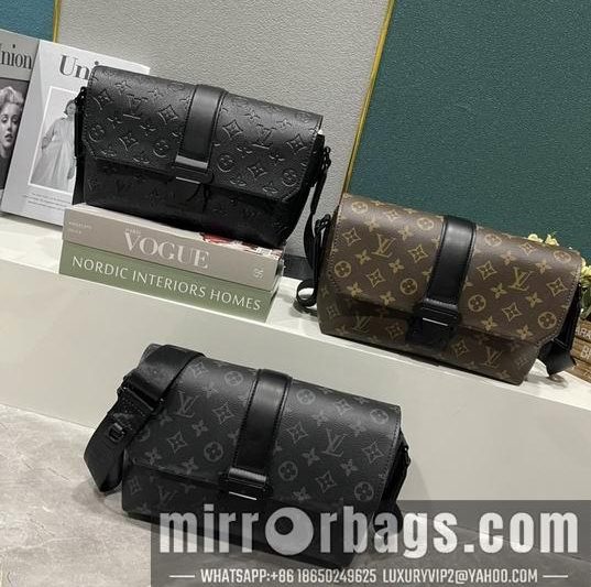 1:1 Louis Vuitton Bags S-Cape M46794 28x16x10cm ss