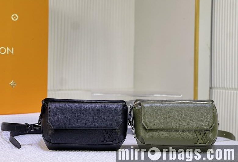 1:1 Louis Vuitton Bags Pilot M83563 20x12x5.5cm ss