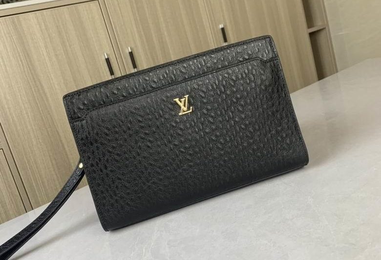 1:1 Louis Vuitton Bags 8396-4 25.5X17X5cm WP