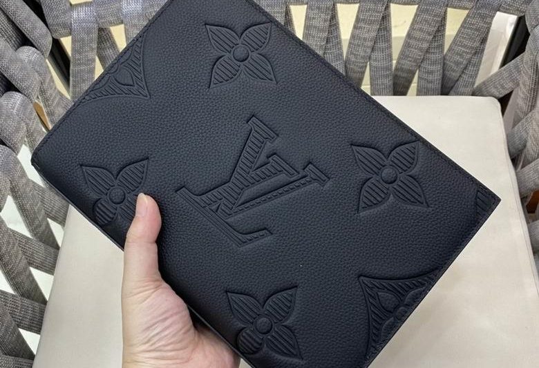 1:1 Louis Vuitton Bags 1045-5 27X20X6.5cm WP