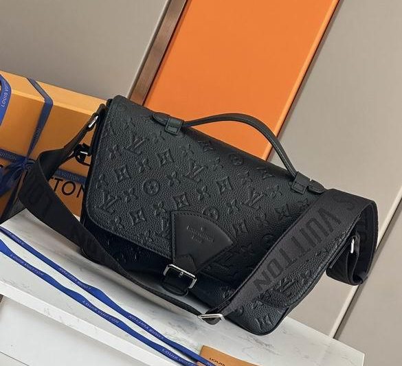 1:1 Louis Vuitton Bags M46685 34X19X11cm XM