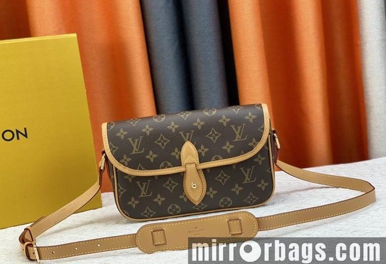1:1 Louis Vuitton Bags M42248 25X9X15cm XM