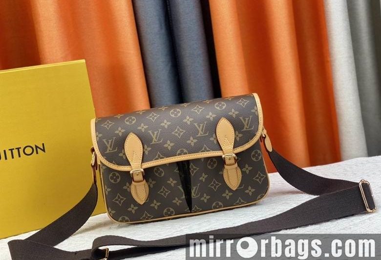 1:1 Louis Vuitton Bags M42247 32X21X8cm XM