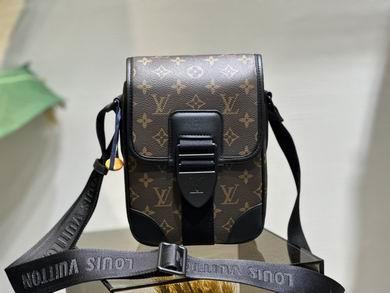 1:1 Louis Vuitton Bags M46442 16X22X7cm XM