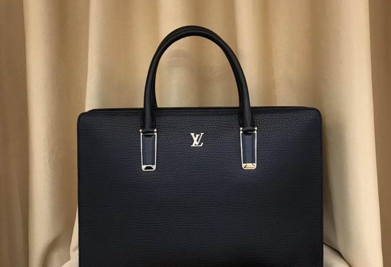 1:1 Louis Vuitton Bags 861-1 39X30X8cm WP